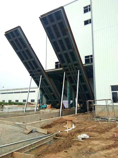 后翻卸車機
